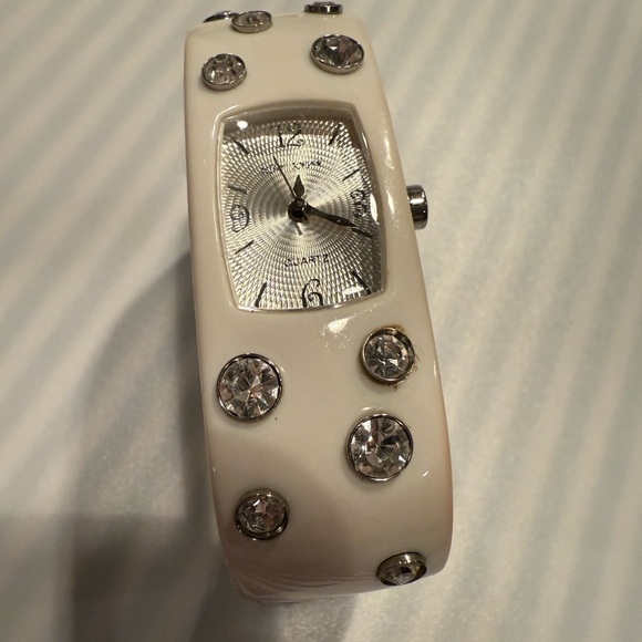 Vtg Betsy Johnson Swarvoski Watch Hinged Cuff Bracelet - Picture 4 of 5